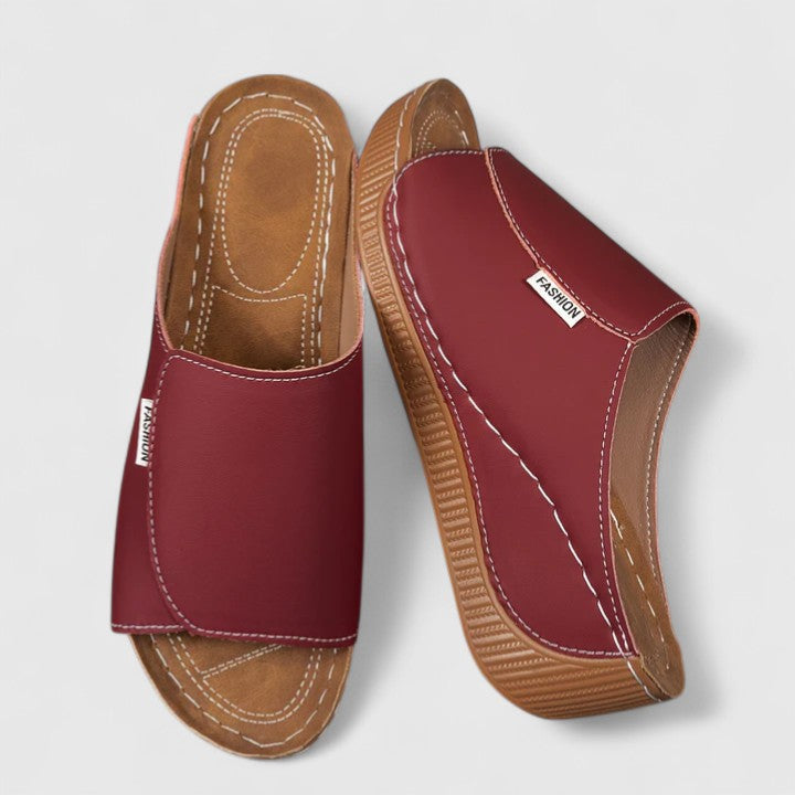 Amiralie - Stylish and Lightweight Sandals