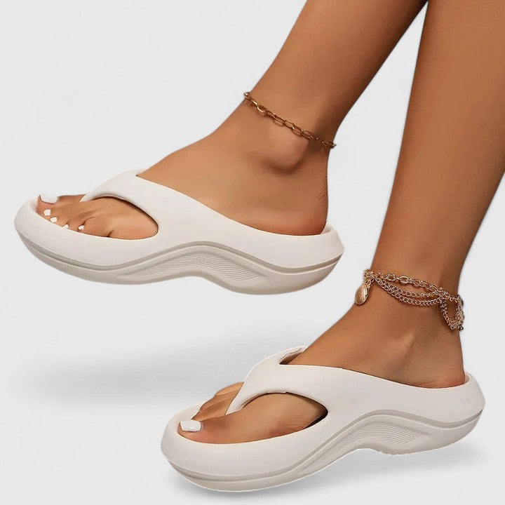 Dahlia - Easygoing Lightweight Slip-On Sandals