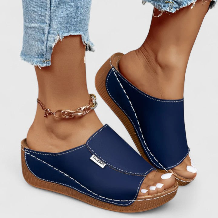 Amiralie - Stylish and Lightweight Sandals