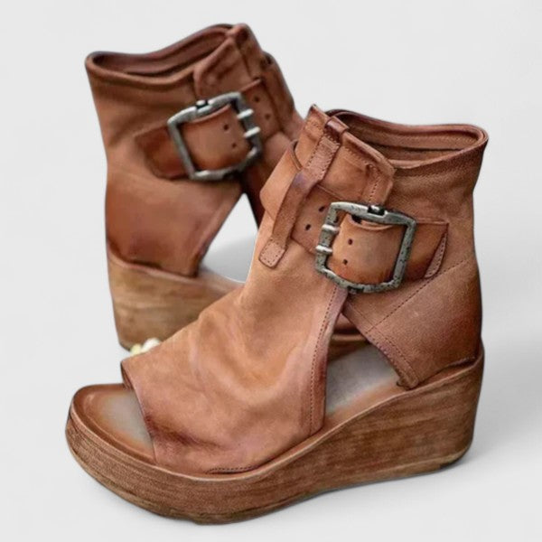 Karline - Timeless Wedge Sandals