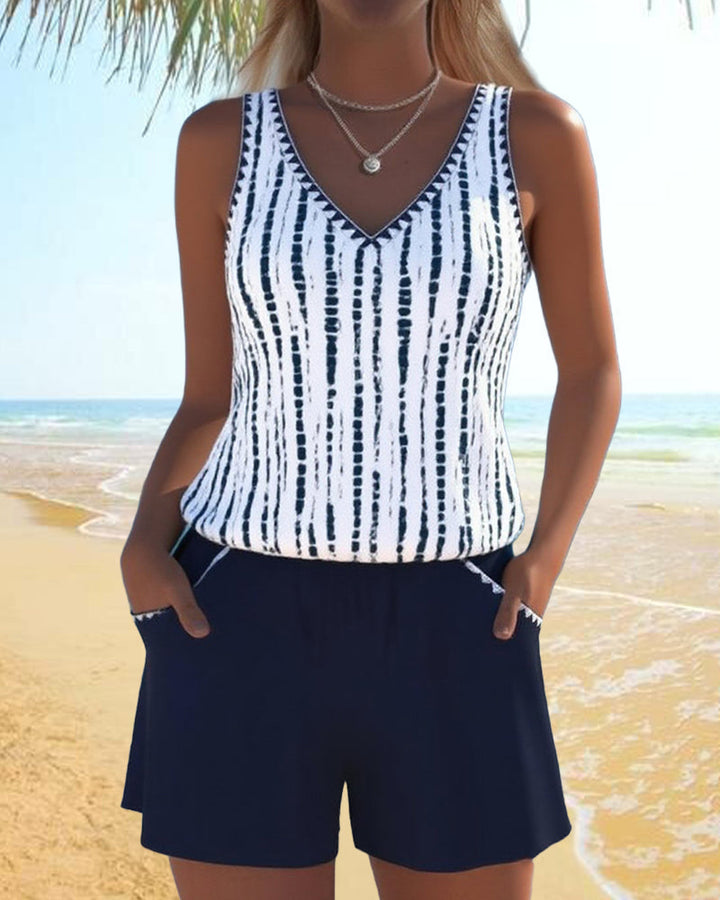 Mia | Printed V-Neck Two-Piece Swimsuit with Pockets - Casual Style