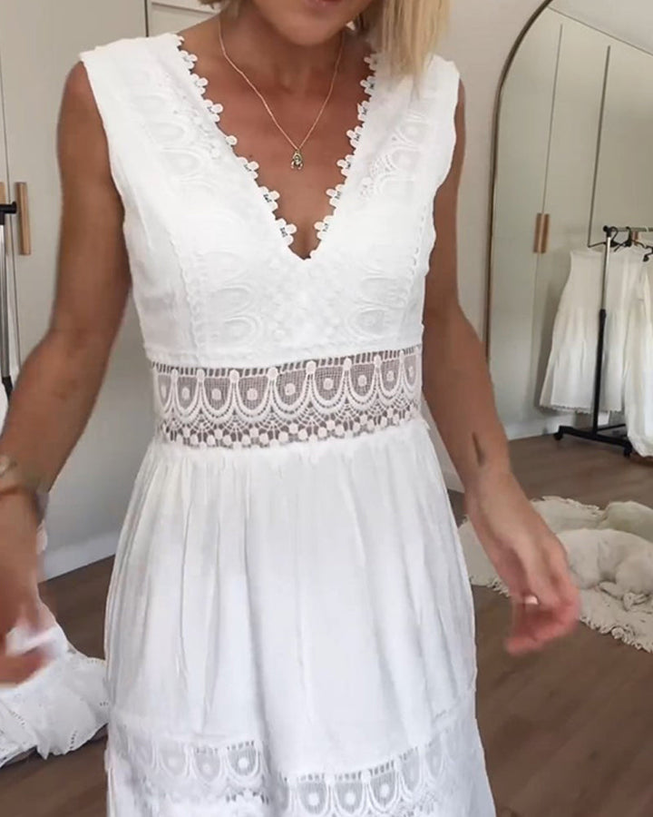 Circe - V-Neck Lace Camisole Dress