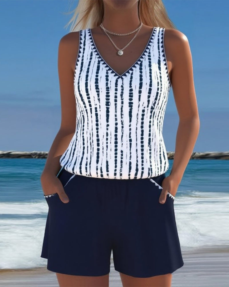 Mia | Printed V-Neck Two-Piece Swimsuit with Pockets - Casual Style