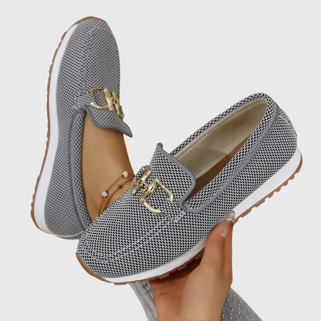 SUSIE | ORTHOPEDIC LOAFER SNEAKERS" can be rewritten as:

"SUSIE | COMFORT-FOCUSED ORTHOPEDIC LOAFER SNEAKERS