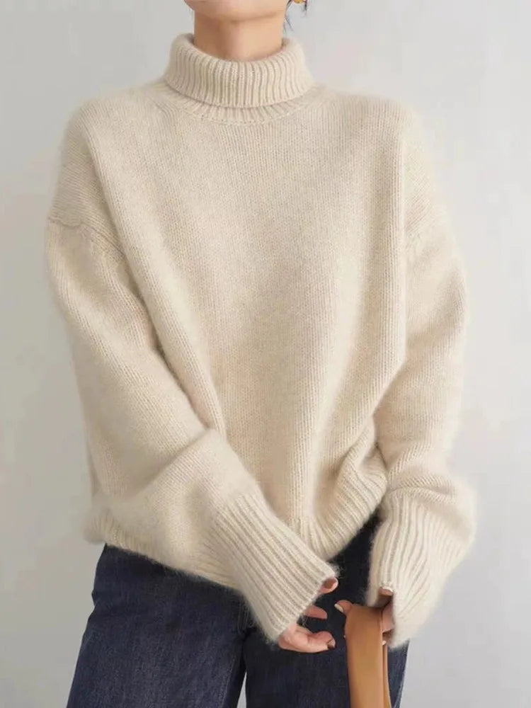 Amaya | Opulent Cashmere Turtleneck Sweater