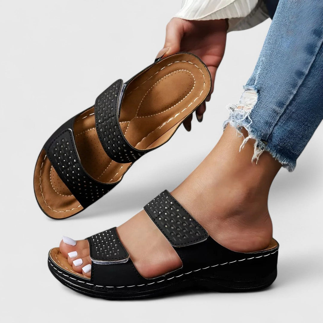 Ariella - Cozy Sandals for All-Day Comfort