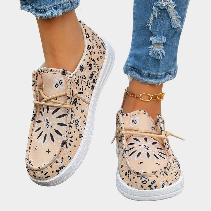 Héloïse │ Featherlight and Supremely Comfortable Footwear