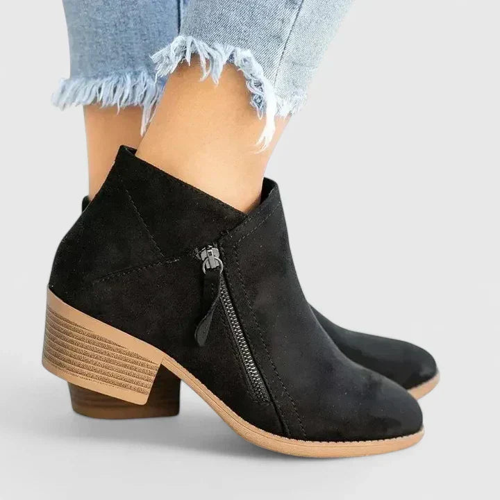 Auryziah | Supportive Orthopedic Footwear