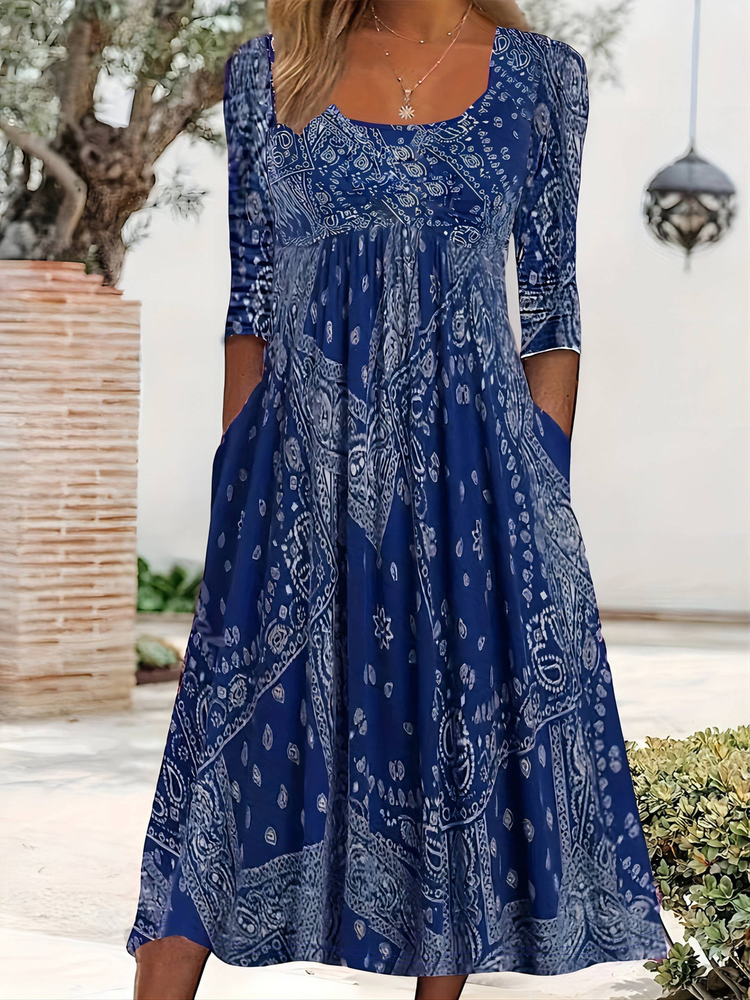 ELOWEN | Relaxed Long Sleeve Midi Dress