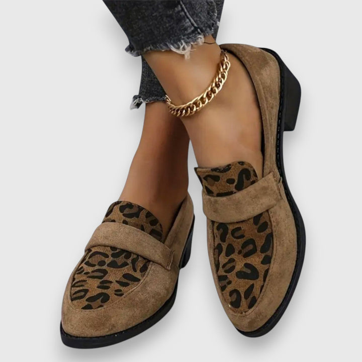 Brunika – Cozy Slipper Footwear