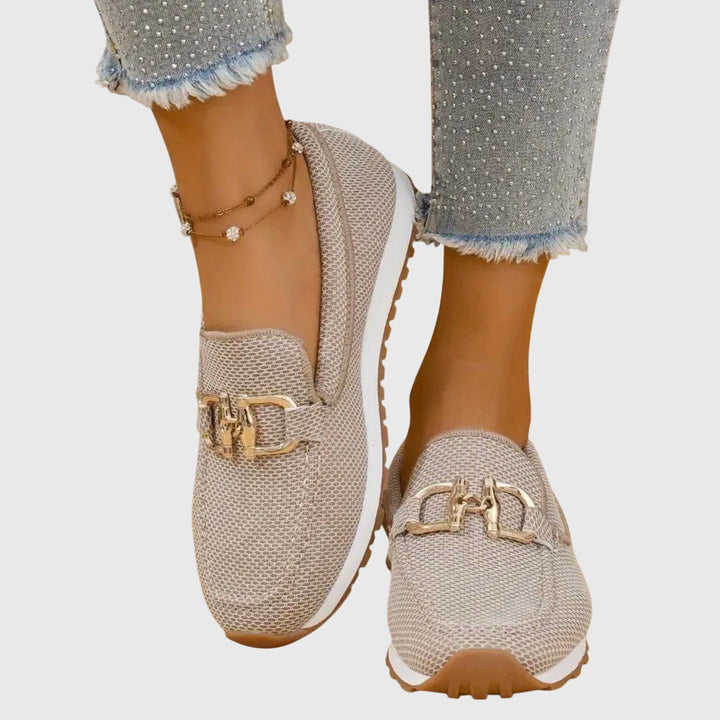 SUSIE | ORTHOPEDIC LOAFER SNEAKERS" can be rewritten as:

"SUSIE | COMFORT-FOCUSED ORTHOPEDIC LOAFER SNEAKERS